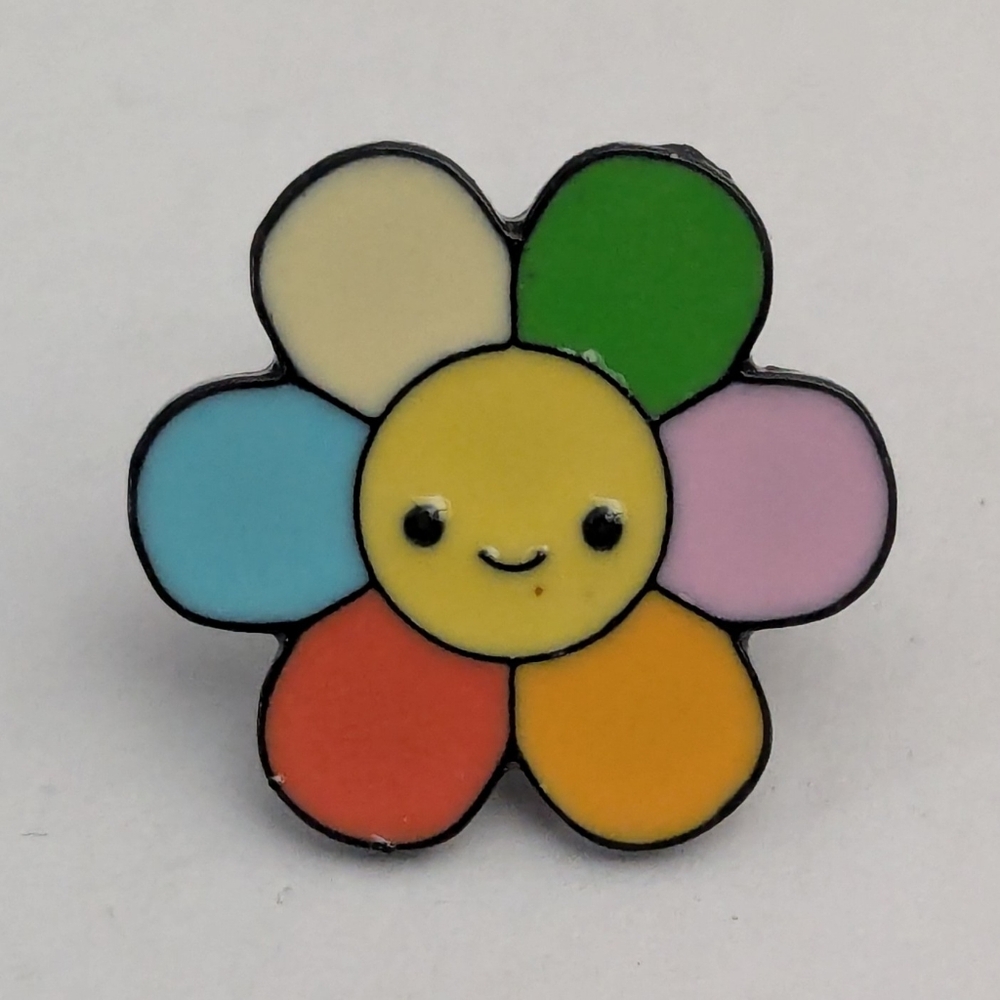 Cute Smiling Flower Pin
